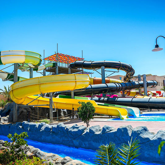 La Cueva Aqua Park لاكويفا اكوا بارك البحر الميت