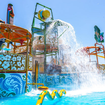 La Cueva Aqua Park لاكويفا اكوا بارك البحر الميت